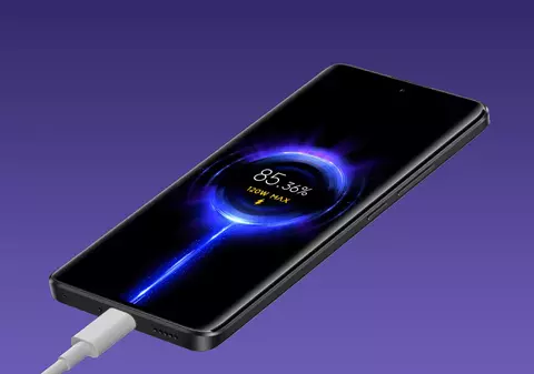 Ce este HyperCharge, disponibilă pe noul Redmi Note 13 Pro+ 5G, și de ce ar putea deveni chiar tehnologia ta preferată în 2024