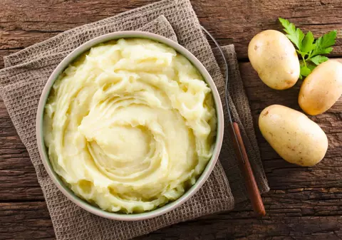 Piure de cartofi - rețete pentru piure de cartofi cremos și fin