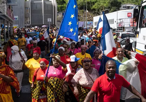 Franța nu va mai acorda cetățenie la naștere celor din Mayotte, în încercarea de a reduce migrația