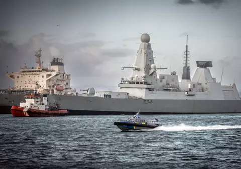 UE a lansat misiunea ,,Aspides”, cu mandat de un an, pentru protejarea traficului maritim în Marea Roşie în fața atacurilor rebelilor houthi