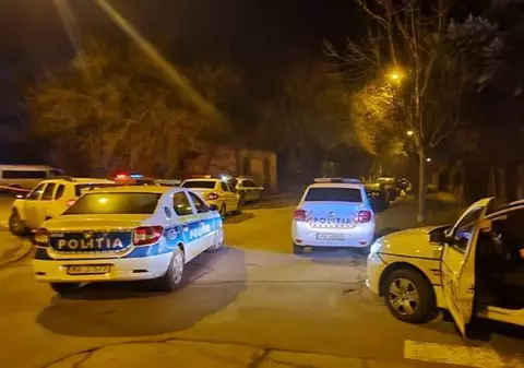 Un imigrant a fost înjunghiat mortal pe o stradă din Timișoara. Poliția îl caută pe agresor