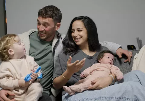 Ofir a supraviețuit masacrului Hamas împreună cu fiul său de 3 ani, acum a devenit din nou mamă: „Cami, victoria noastră”