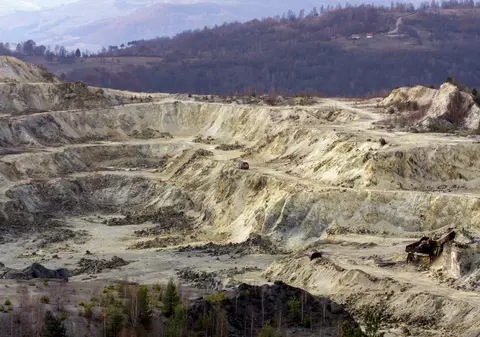 Scădere cu 95% a acțiunilor Gabriel Resources după decizia în dosarul Roșia Montană. Vineri, o acțiune valora 0,87 dolari, azi - de 20 de ori mai puțin