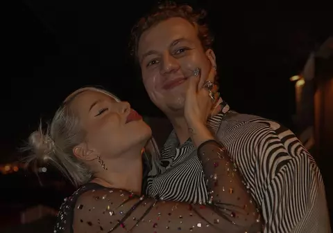 Carmen Grebenișan și sotul ei, Alex Militaru, s-au despărțit. Fosta concurentă de la Asia Express a făcut primele declarații despre divorț. „Acestea fiind spuse, cred că v-ați dat seama”