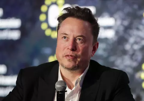 Elon Musk cere 1,9 milioane de euro de la un adolescent de 14 ani. Motivul pentru care șeful Tesla l-a dat în judecată