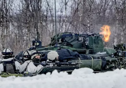 Ministrul polonez de Externe spune că soldații NATO sunt „deja prezenți” în Ucraina: „Ideea este că Putin se teme de noi”