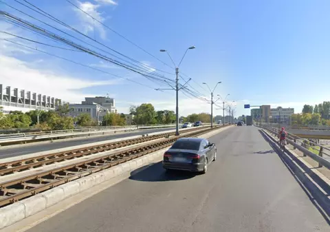 Podul Grant din București a fost redeschis pentru mașini, după jumătate de an