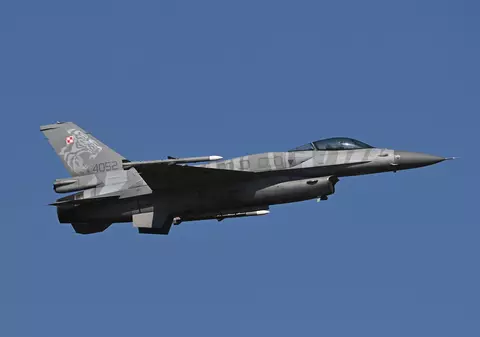 Avioane militare NATO au fost mobilizate în Polonia în urma noului atac masiv cu rachete asupra Ucrainei