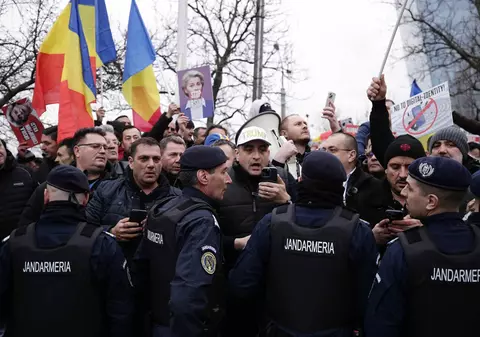 Șeful poliției de la Chișinău spune că oligarhul prorus Ilan Șor a încercat să trimită sute de persoane la București ca să sprijine protestul AUR de la Congresul PPE. Ce sume li s-au promis