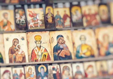 Sărbători cu cruce roșie în 2024