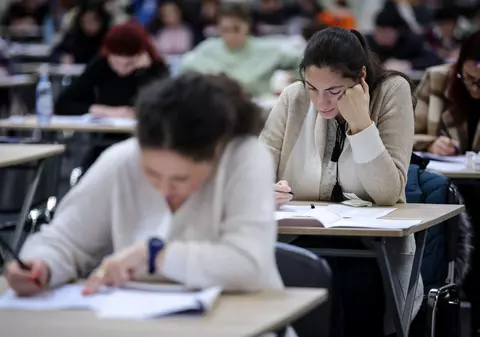 Ce înseamnă să fii evaluator la simularea pentru BAC în „România educată”