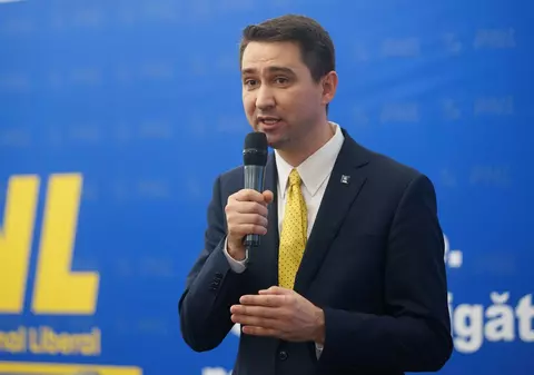 Șeful Poștei Române, acuzat că a semnat un acord în China care nu a fost autorizat de Guvern. Ministrul digitalizării i-a cerut un raport