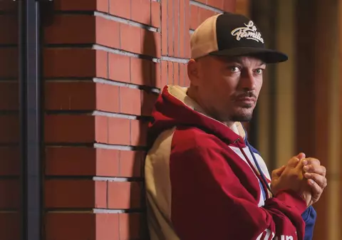 Cum se comportă Puya cu cele 3 fete ale lui. „Mă gândesc ce făceam eu la vârsta lor și atunci mă calmez”