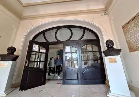 Focar de Norovirus la Colegiul C.D. Loga din Timişoara, de unde zeci de elevi și profesori au ajuns la spital. Cum se transmite infecția