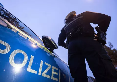 Percheziţii de amploare cu sute de poliţişti în trei landuri germane în ancheta privind lovitura de stat pregătită de „Cetăţenii Reichului”