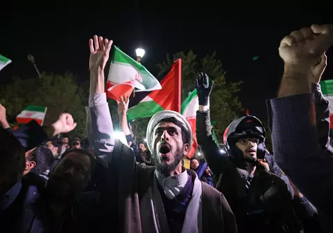 Iranul avertizează că va răspunde „mai puternic și mai hotărât” dacă Israelul va riposta. Iordania, amenințată că poate deveni „următoarea țintă”