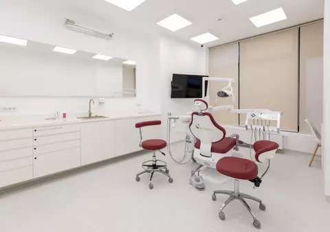 Cum ajută tehnologia PRGF în tratamentul cu dinți ficși?