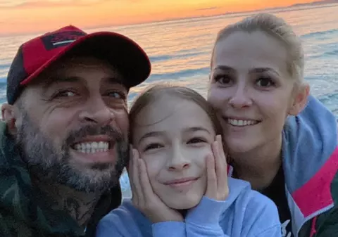 Cum se înțelege CRBL cu fiica lui, după ce a divorțat de Elena: „Ea așa a fost învățată, dar trec mai repede nimicurile”