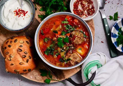 Cu ce se poate acri ciorba. Sfaturi pentru toate tipurile de ciorbă