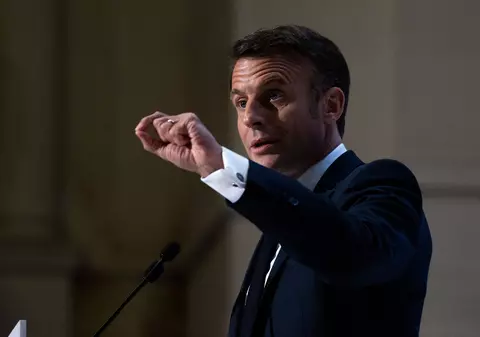 Declaraţiile lui Macron despre intervenţia în Ucraina „sporesc tensiunile”, afirmă ministrul Apărării din Italia