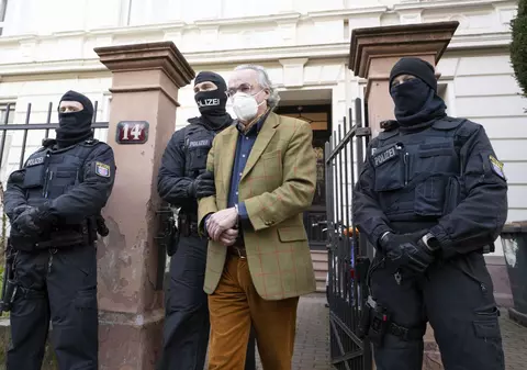 Începe unul dintre cele mai mari procese din istoria recentă a Germaniei: judecata puciștilor care voiau să-l ucidă pe Olaf Scholz