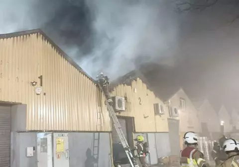 Un tânăr a fost inculpat pentru activităţi ostile Marii Britanii. Acuzatul ar fi fost recrutat de un serviciu secret rusesc pentru a incendia proprietăți ucrainene