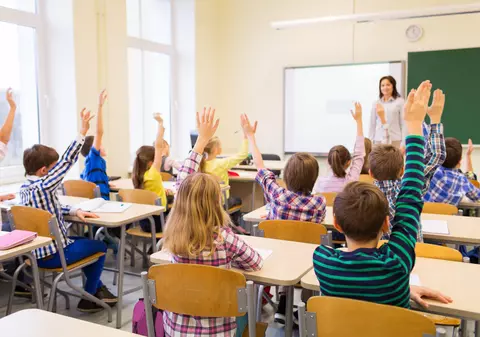 Educația din România are nevoie urgentă de o schimbare. Care sunt soluțiile corecte?