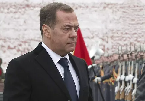 Dmitri Medvedev, către liderii occidentali după atacul de la Moscova: „Adevărații angajatori sunt naționaliștii ucraineni, copiii voștri adoptivi”