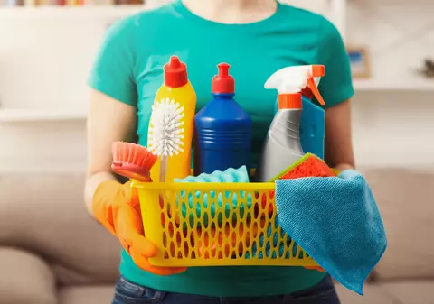 Produse de curăţenie pe care să nu le amesteci niciodată