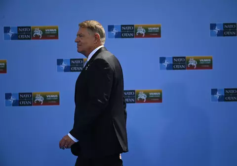 Candidatura lui Klaus Iohannis la șefia NATO, analizată de Financial Times și The Wall Street Journal. „Momentul ales a iritat mulți diplomați”