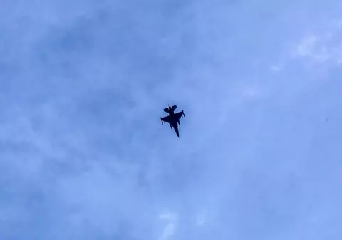 Șase avioane de vânătoare israeliene au intrat în Siria și au bombardat o unitate de apărare antiaeriană, scrie presa de stat siriană