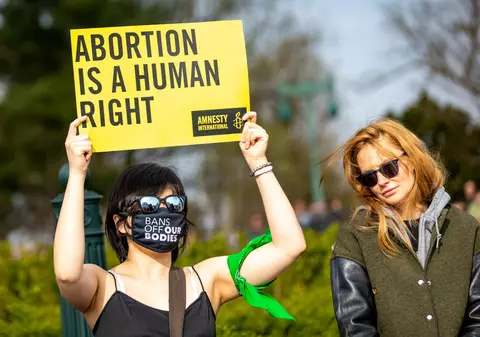 Justiția din Arizona validează o interdicție aproape totală a avortului, prevăzută de o lege din 1864. Joe Biden denunță legea ca fiind „crudă”