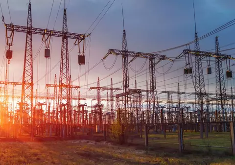 Inteligența artificială poate ajuta la prevenirea penelor majore de curent. Soluțiile găsite de specialiști