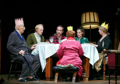 Un album foto dedicat cuplului de actori Victor Rebengiuc și Mariana Mihuț