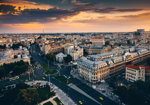 Eșec de proporții: consolidarea clădirilor, pusă pe pauză de Nicușor Dan