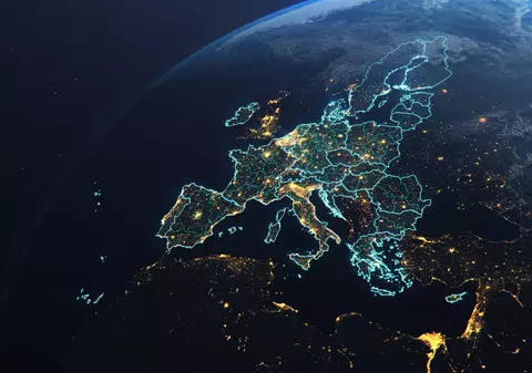 Sperietoarea „suveranistă”. De ce UE nu ne-a furat identitatea națională și nici nu o va face