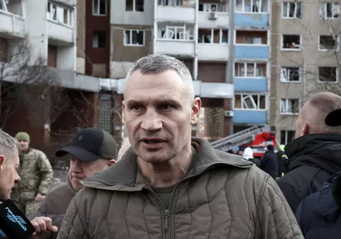 „Nu e război, e terorism”. Vitali Kliciko denunță atacurile rusești asupra infrastructurii ucrainene: apel la furnizarea de sisteme de apărare aeriană