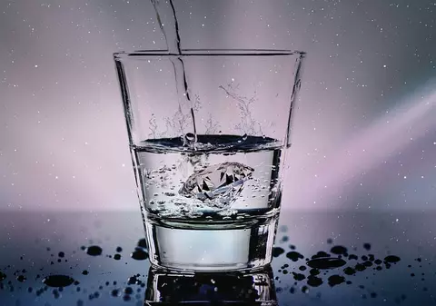 3 temperaturi furnizate de un aparat de apă plată. Recomandări de utilizare