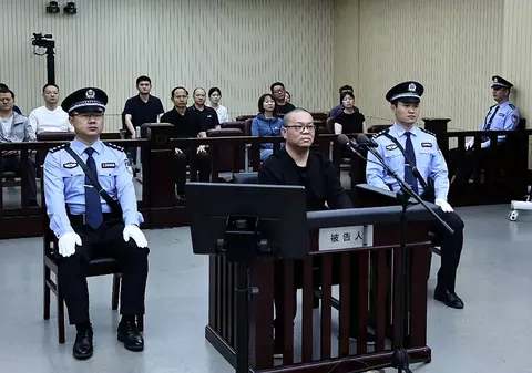 Un bancher din China, condamnat la moarte pentru că a luat mită în valoare totală de 140 de milioane de euro. Și fostul său șef a fost executat