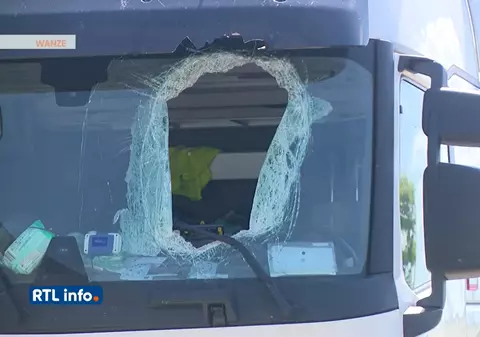 Șofer român de TIR, ucis de un capac de canalizare, în Belgia: doi noi suspecți arestați, inclusiv o tânără