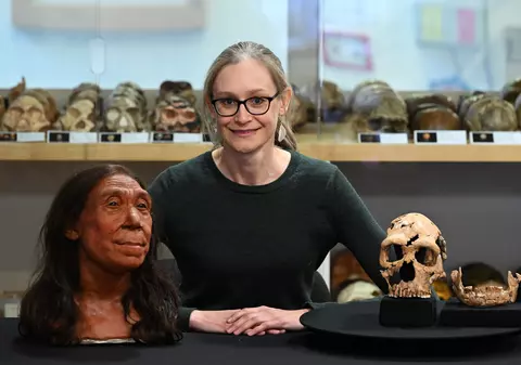 Chipul unei femei care a trăit acum 75.000 de ani, reconstituit. Noi descoperiri despre oamenii de Neanderthal