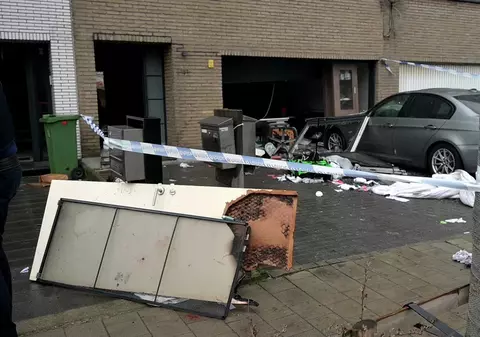 Șofer român de camion mort, după ce a explodat garajul în care locuia cu chirie, în Belgia. Proprietarii dau vina pe el: „Comunicam prin limbajul semnelor”