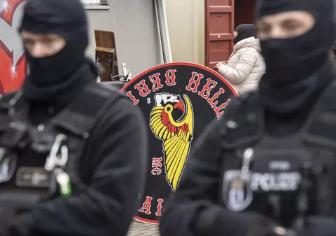 Liderul Hell’s Angels din Elveția, care se dădea impresar de fotbaliști și cunoștea vedete din echipa națională, condamnat la 12 ani și 10 luni de închisoare