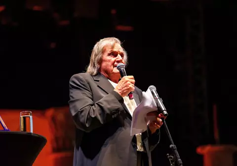 Florin Piersic, transferat cu avionul SMURD de la Cluj-Napoca la București. Actorul a fost operat în prima zi de Paște