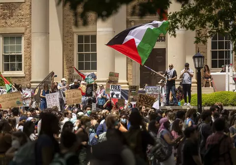 Palestinienii se pot baza pe studenţii americani, dar nu şi pe aliaţii arabi pentru a le susţine cauza prin proteste. Care sunt motivele