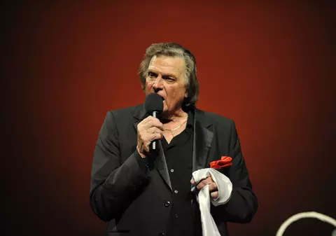 Noi informații despre starea de sănătate a lui Florin Piersic. Spitalul Foișor: I-a fost scoasă proteza de genunchi și este în secția ATI