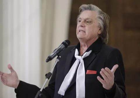 Directorul Institutului Balș, unde este internat Florin Piersic, care are septicemie: „Fără discuţie, nu este aşa cum s-a spus, un risc vital”