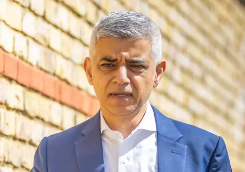 Sadiq Khan obține al treilea mandat de primar al Londrei, o premieră pentru alegerile din Marea Britanie