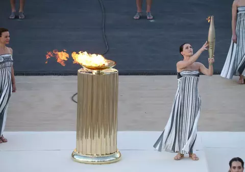 Un bărbat care „plănuia o acțiune violentă” în timpul ștafetei torței olimpice de la Bordeaux a fost arestat