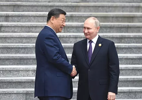 China acuză NATO că o „instigă la confruntare” cu Rusia